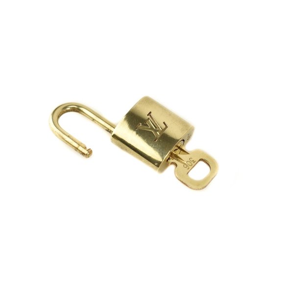LOUIS VUITTON: Gold/Brass, Metal "LV" Logo Padlock & Key Set #306 (sz) - Picture 3 of 5